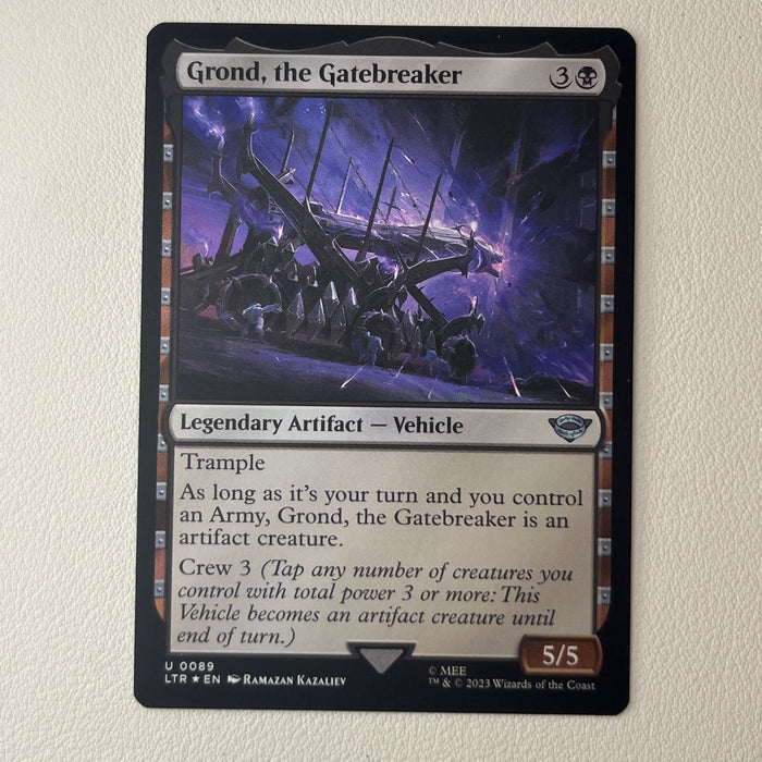 Grond, the Gatebreaker - Foil - The Lord of the Rings: Tales of Middle-earth 0089