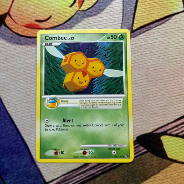 Combee - Stormfront 57/100