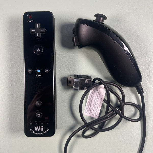 Wii Remote Plus and Nunchuk accessory photo 1