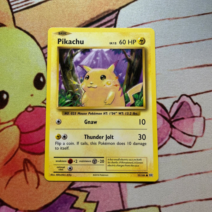 Pikachu - Evolutions 35/108