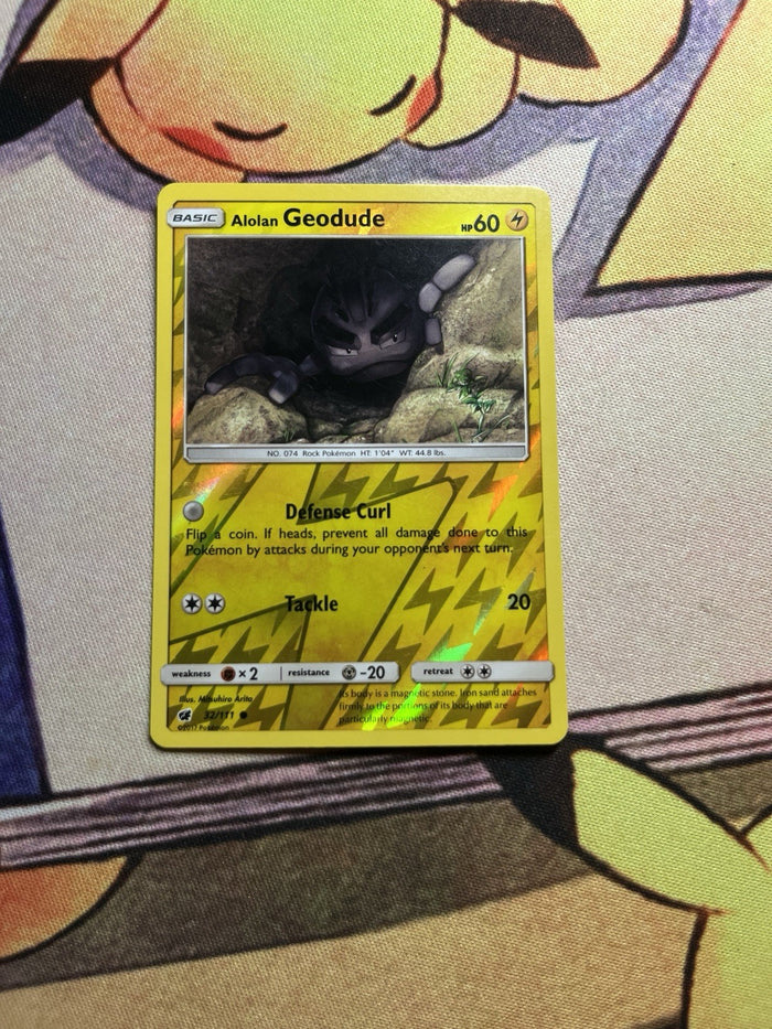 Alolan Geodude - Reverse Holo - Crimson Invasion 32/111