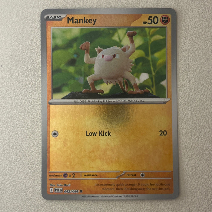 Mankey - Reverse Holo - Pitch Black 042/084